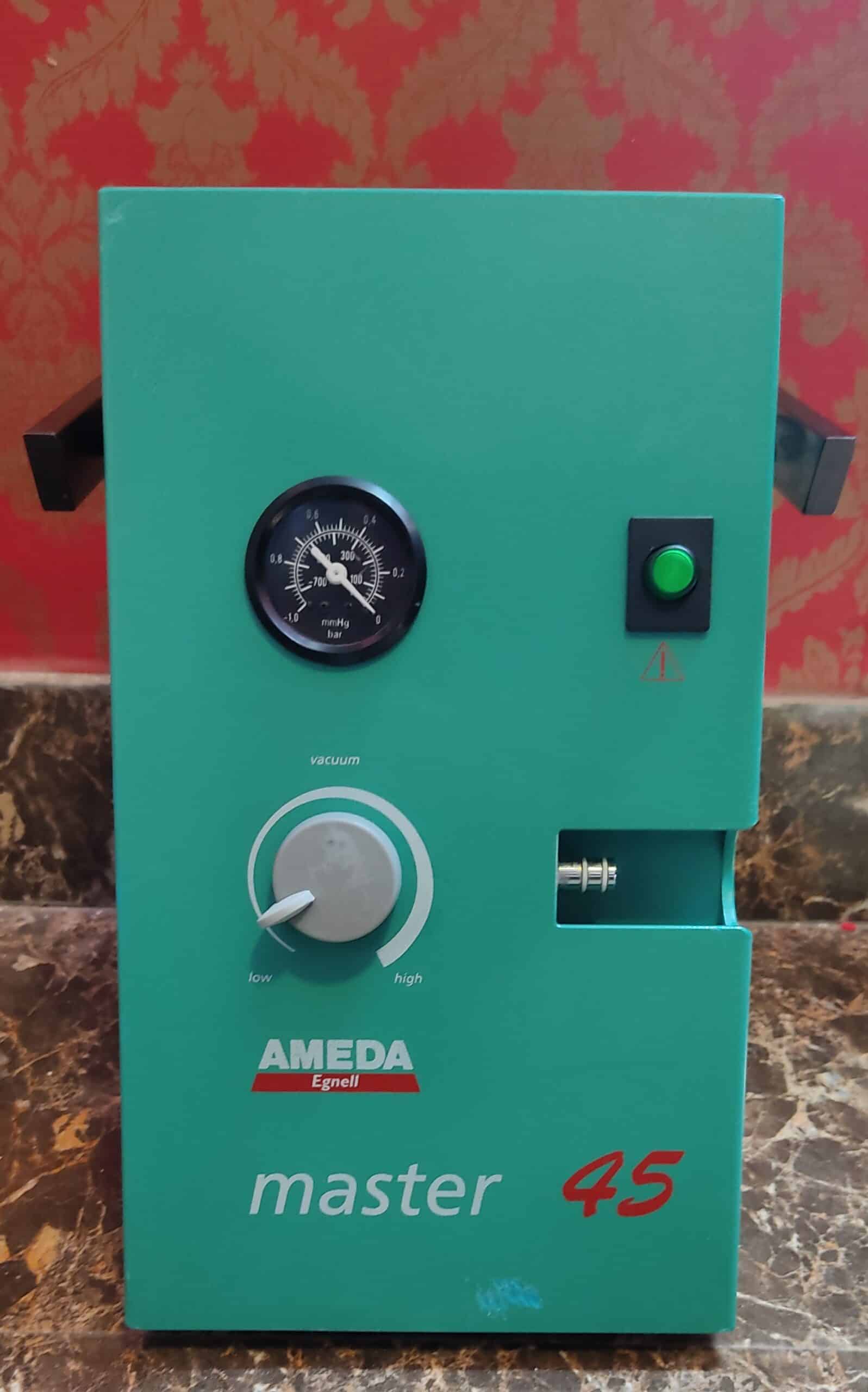 دستگاه ساکشن Ameda